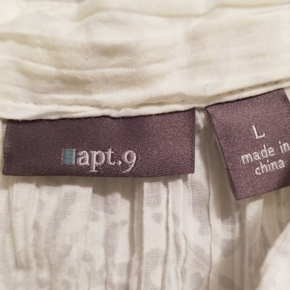 Summer top - Picture 3 of 3